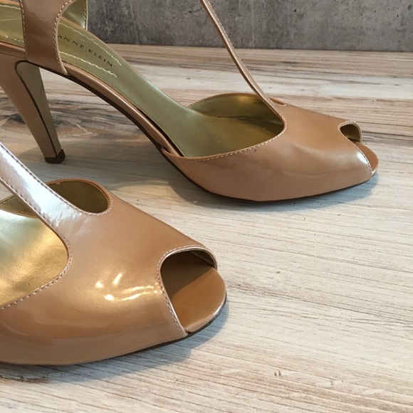 Anne Klein pink patent peep toe heels - Picture 5 of 7